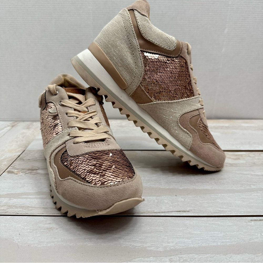 Gioseppo Happy Collection Womens Wedge Sequined Sneakers Size 9.5 Khaki Pink